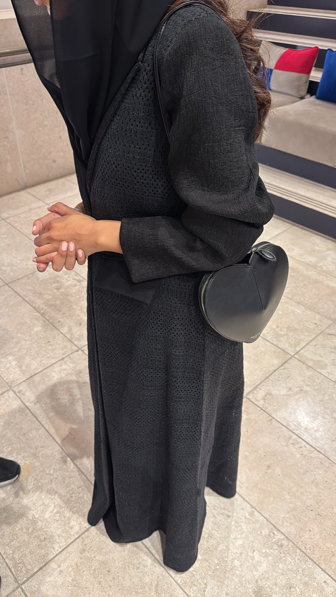 AMNA - Black