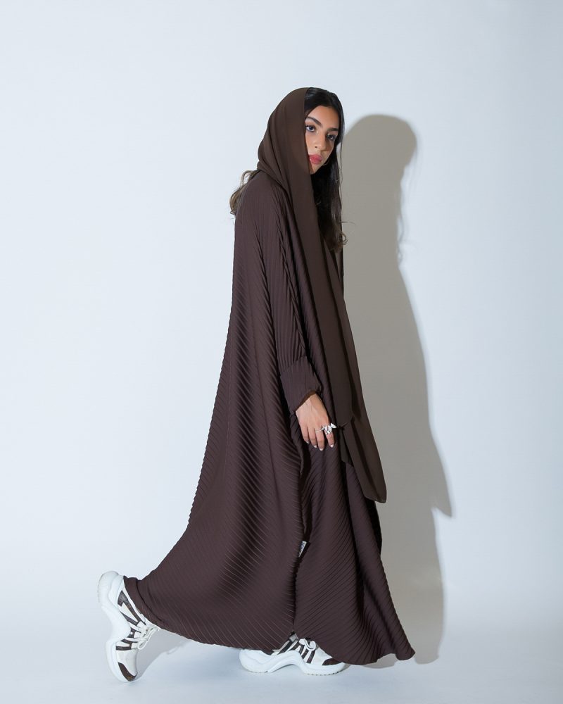 THE  PLEATED ABAYA - Image 2